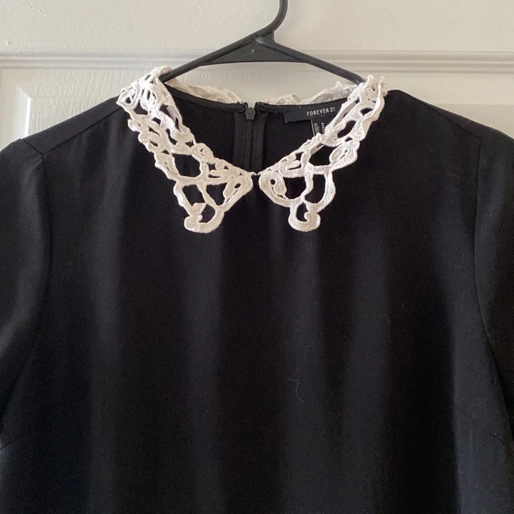 F21 Black Crochet Lace Collar Mini Dress - Picture 2 of 4